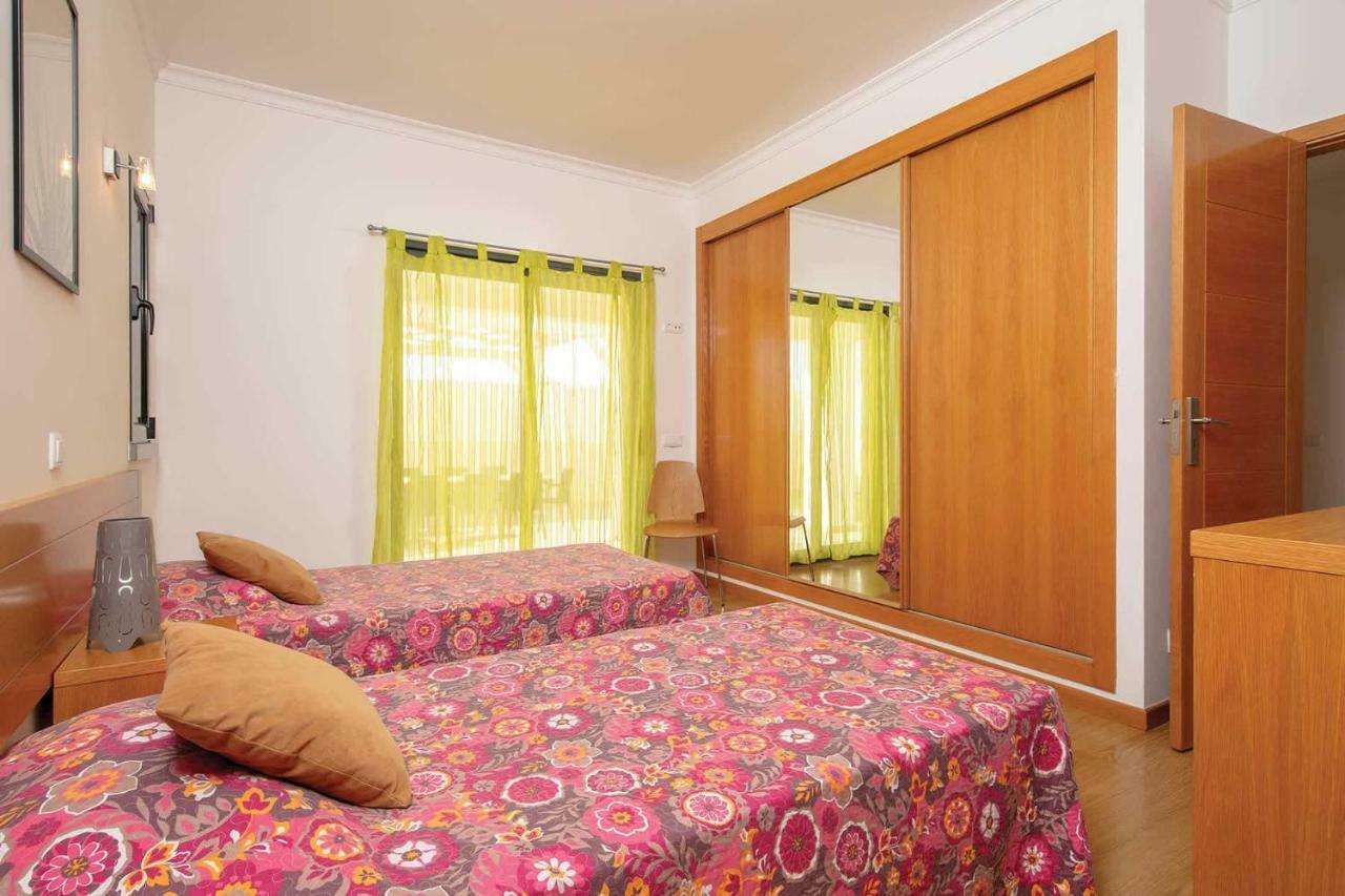 Villa Ruana - 5 Bedrooms On Suite- Free Out Door Hot Jacuzzi - By Bedzy Αλμπουφέιρα Εξωτερικό φωτογραφία